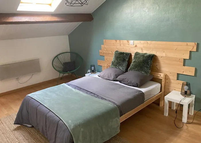 Olivine , Chaleureuse&cocooning Hébergement de vacances Bogny-sur-Meuse