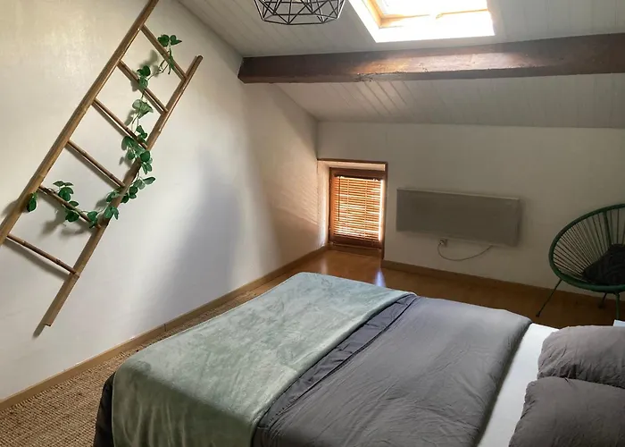 Olivine , Chaleureuse&cocooning * Bogny-sur-Meuse